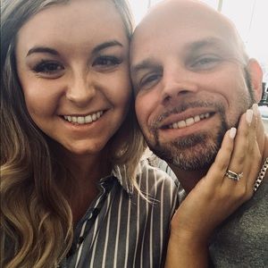 Meet your Posher, Dori